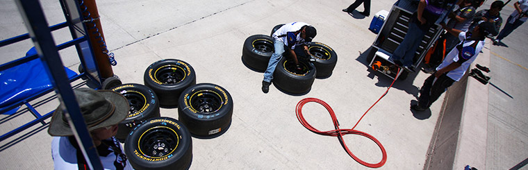 Los pits en una carrera de Nascar