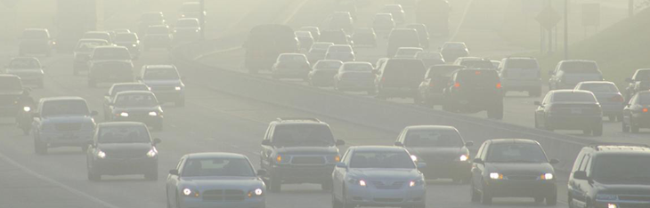 Éstos son los gases más contaminantes que emite tu auto